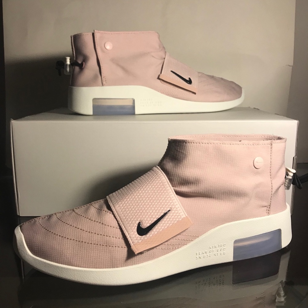 Nike fear of god moc